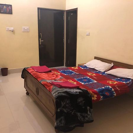 Gangotri Paying Guest House 瓦拉纳西 外观 照片