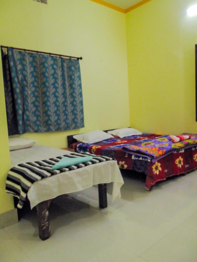 Gangotri Paying Guest House 瓦拉纳西 外观 照片