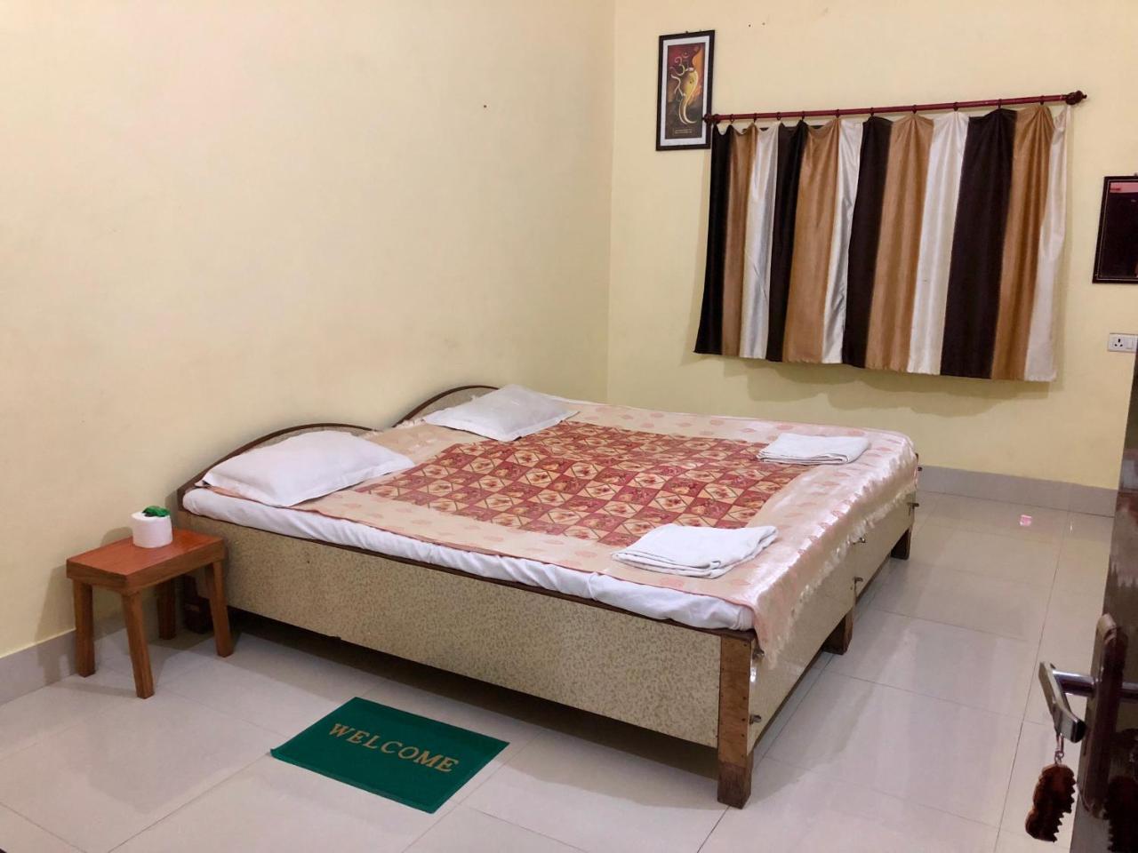 Gangotri Paying Guest House 瓦拉纳西 外观 照片